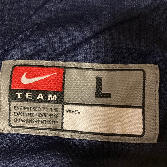 Men’s reversible Basketball tee. - Picture 5 of 6